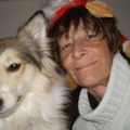 honden foto Fleur moest er ook aan geloven, op de foto, met het rare oppas vrouwtje 

1e kerstdag 2011